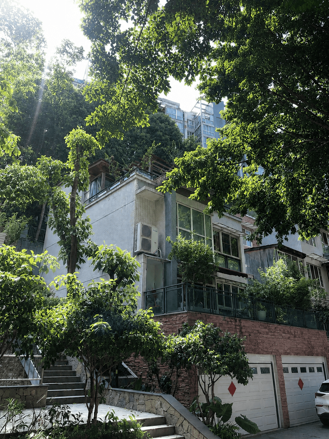 石家庄岛居岁月从容升级：小小岛老别墅加装蒂升悦行款电梯